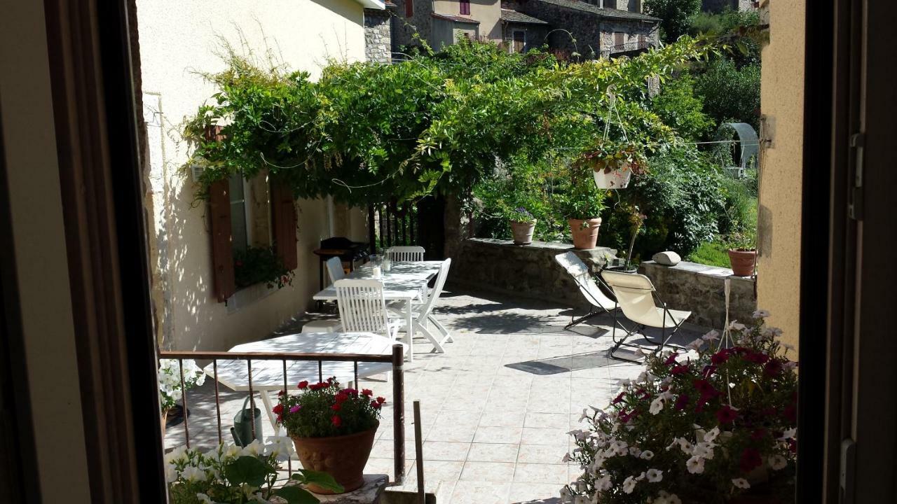 Gite De L'Eyrieux Les Ollieres-sur-Eyrieux Bagian luar foto